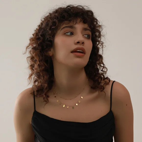 Amazing Coin Round Pendant Necklace - Picture 6 of 7